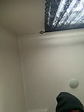wolfwhite95 webkamerás műsora