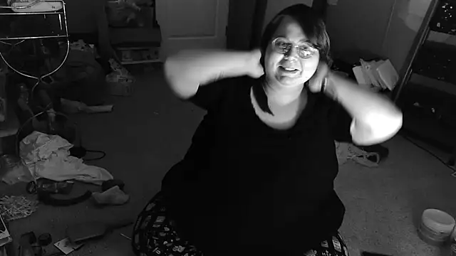 ChubbiGhostiii Webcam show