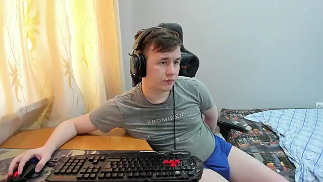 iliaskrislove: онлайн-секс-чат