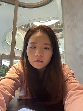 xiaochengzi505 在線直播表演