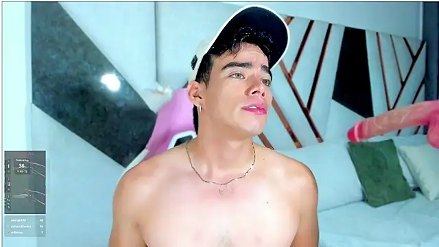 Alejandro_karter18 Adlı Modelin Canlı XXX Sohbeti