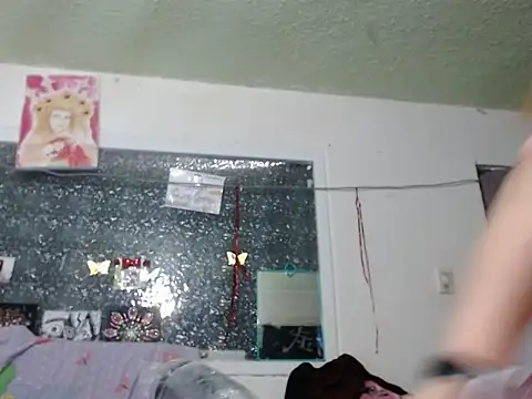 Perla1981-- Live XXX-chat