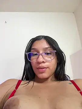 Chat XXX en directo de Danaeluxe