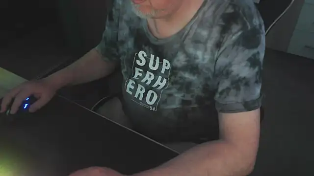Teddybaer372's Webcam Show