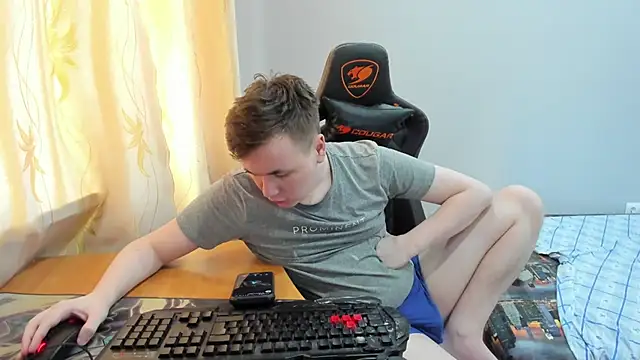 Show modela iliaskrislove na web-kameri