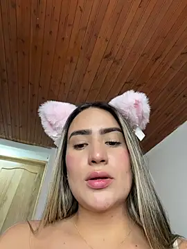 Chat +18 de Miilana_ ao vivo