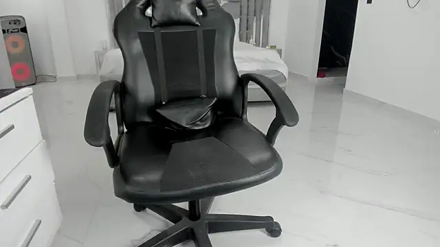 Chat XXX Live master_leather