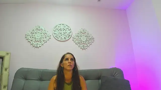 lily_rose1 Chat XXX live