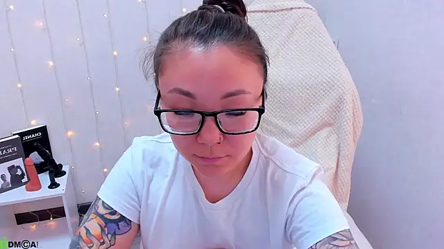Chat +18 de gentle_muse ao vivo