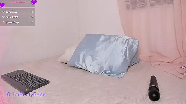 XXX chat uživo modela imemilybae