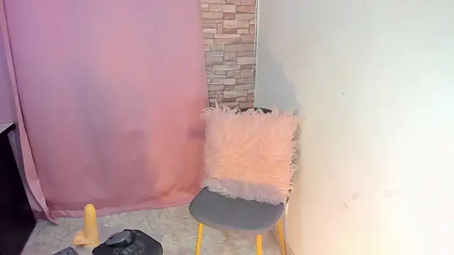 Онлайн чат XXX Ashley_Alexa
