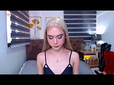 JuicyCockThea's Webcam Show
