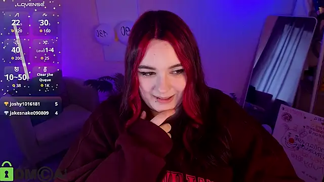 Mia_R0ss élő XXX-chatje