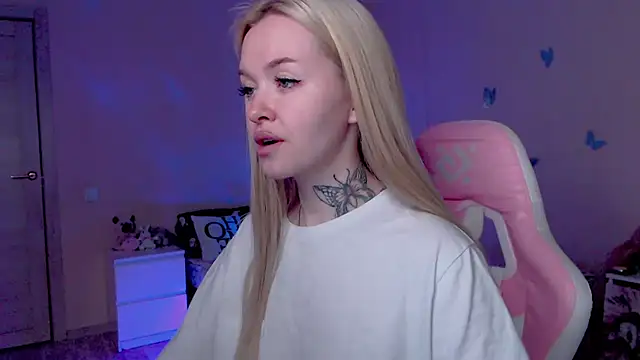 XXX chat uživo modela Naughty_Mable