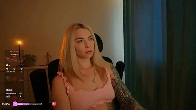 AskAlexa's Live XXX Chat