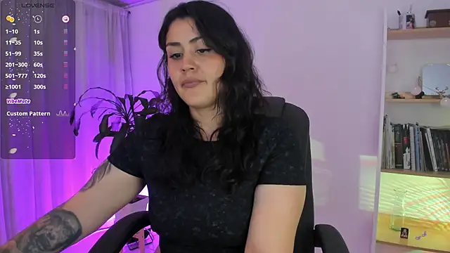 Chat XXX en directo de karlie02_