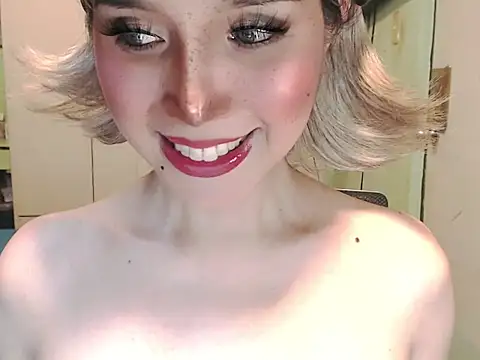 Ezradeliciosa's Live XXX Chat