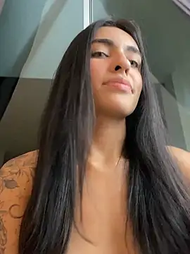 DaphneUwu's Live XXX Chat