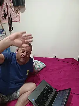 Show modela ZuriandAlex na web-kameri