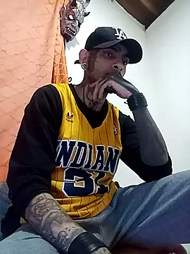 Demon_Rose_n Webbikameraesitys