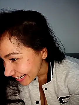 violettaa_millerss' Live XXX Chat