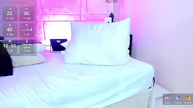 kimCosseyy Show in webcam