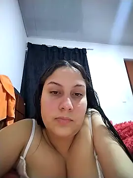 XXX chat uživo modela esmeralda_jadees