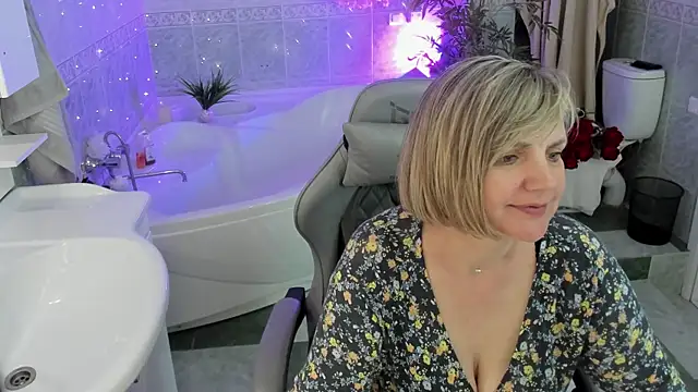 Chat XXX en directo de BettyGibsonn