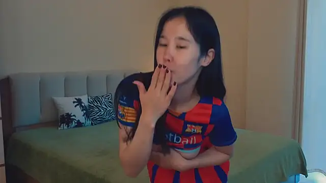 Reina__chan's Live XXX Chat