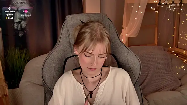 KiraMontoya – Naživo XXX chat