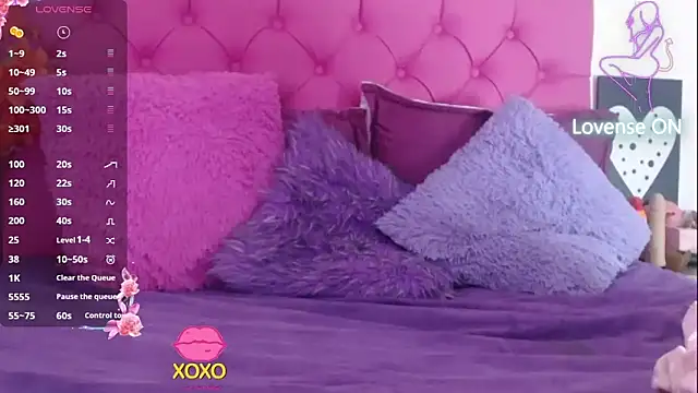 AlexaFontana élő XXX-chatje