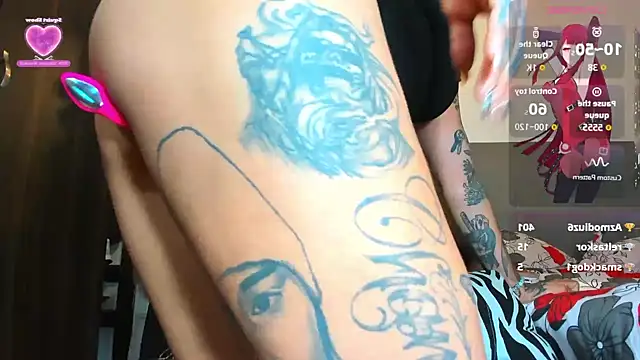 girl_tatto13's Live XXX Chat