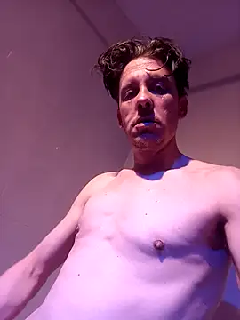 Show modela Antonio11111x na web-kameri