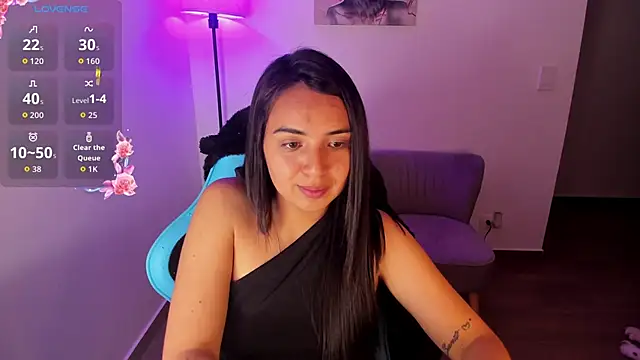 Nicole_Ss: онлайн-секс-чат