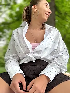 Wonder_Kari's Live XXX Chat