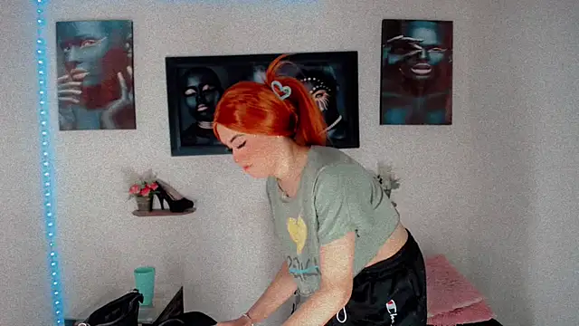 NathalialLooes – Kamerová šou