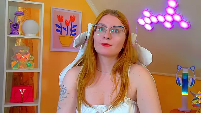 AliceAllisons' Live XXX Chat