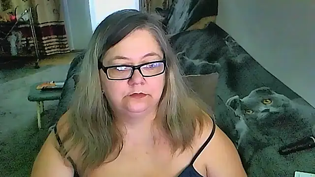 sex2 Adlı Modelin Canlı XXX Sohbeti