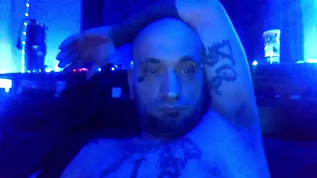 แชท XXX สดของ Mike_OxxxBig