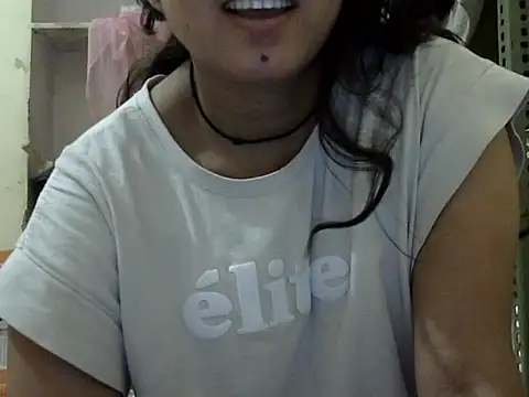 Priyanka_Chopr 现场XXX聊天