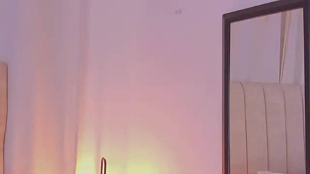 Tefy-Rose's Live XXX Chat