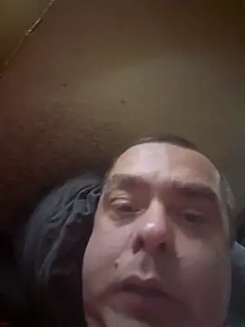 Locked-slave80 Pertunjukan Webcam