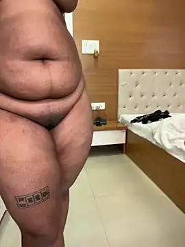sexy-bu Show in webcam