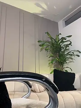 Frank_Farrell 现场XXX聊天