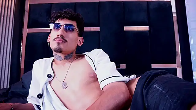Dark_Eros_ Live XXX-Chat