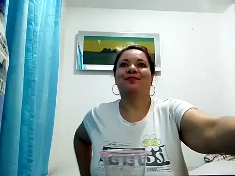 Canella_Lovely's Webcam Show