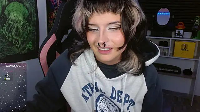 neena_nyx_'s Live XXX Chat