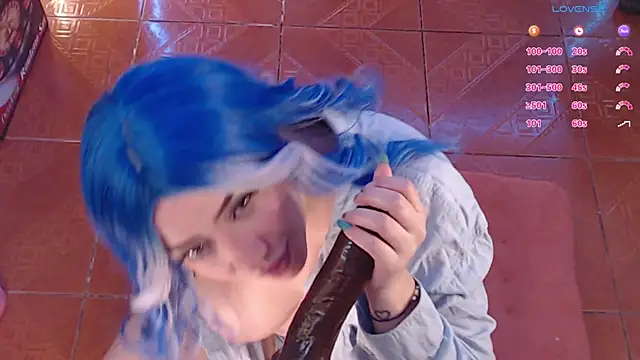 XXX chat uživo modela Emmy_Ruiz