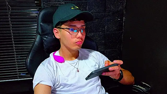 SrJacobs live XXX chat