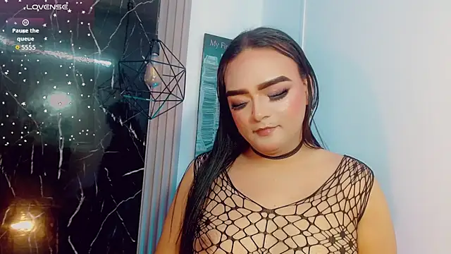 Show modela Sofia_antonella_ na web-kameri